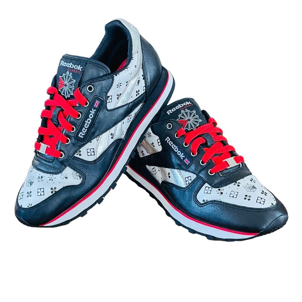 Reebok Classic Women’s Size 7.5

Womens Reebok Classic Leather Athletic Shoe